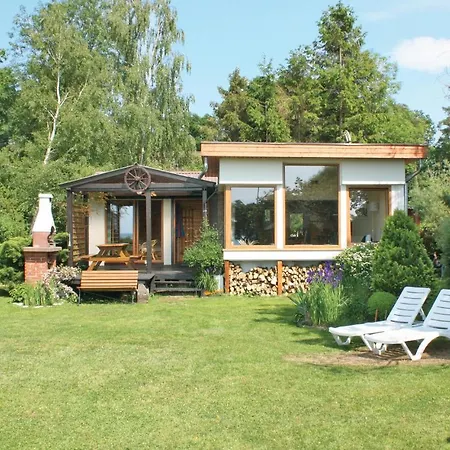 3 Bedroom Lovely Home In Nowe Warpno Feriehus Nowe Warpno